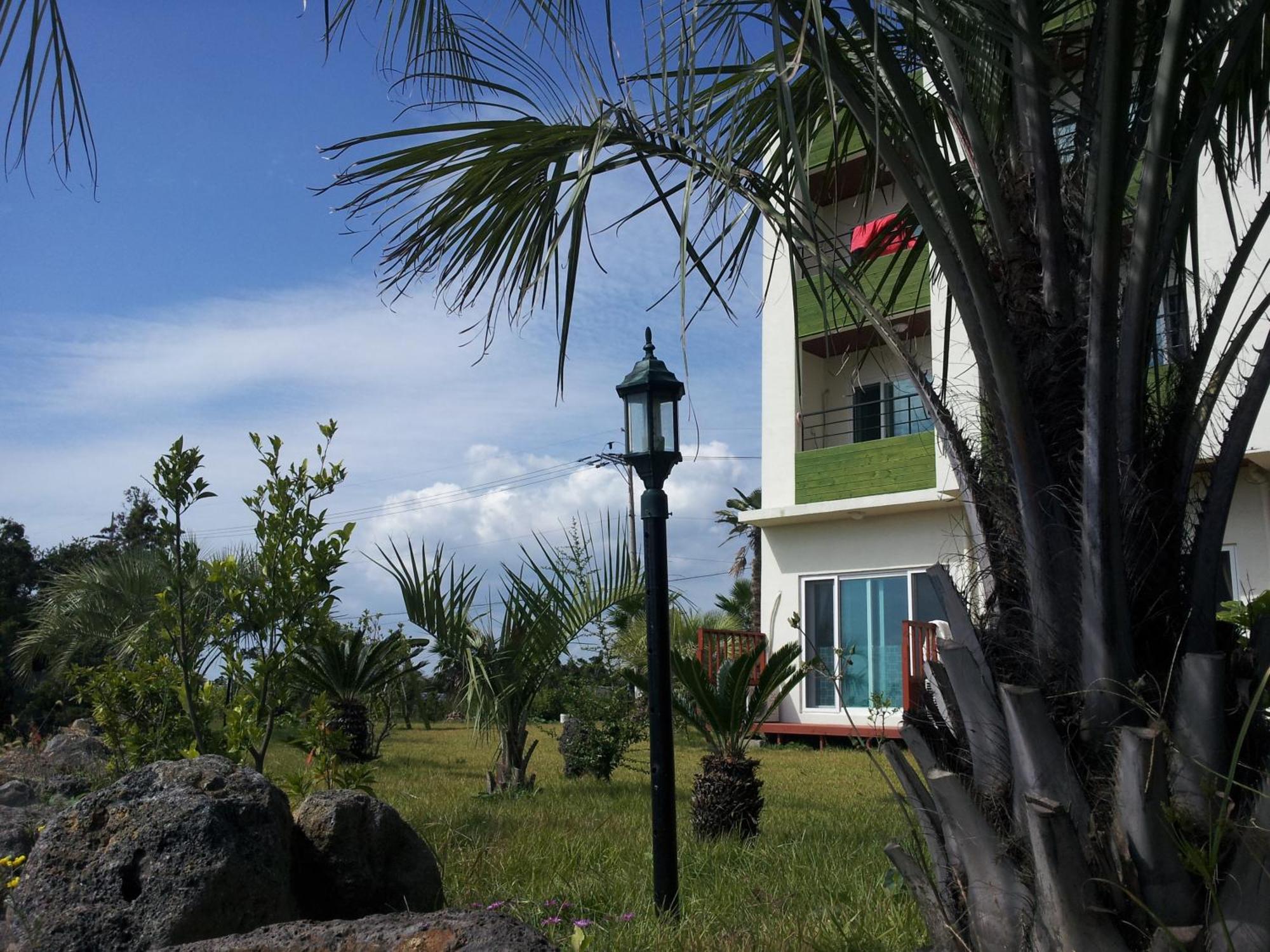Jeju Bada Wi Olle Pension Seogwipo Exterior photo