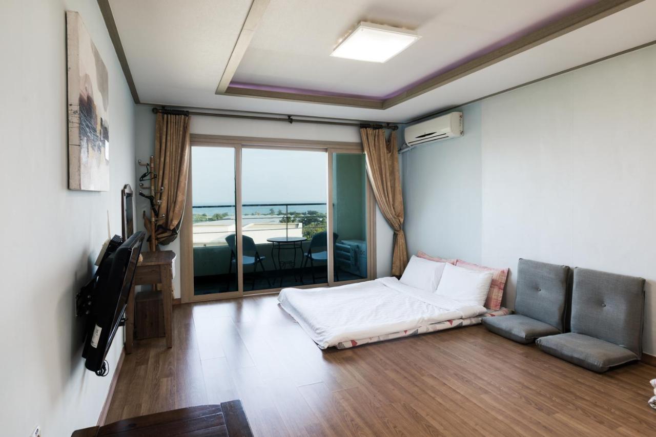 Jeju Bada Wi Olle Pension Seogwipo Exterior photo